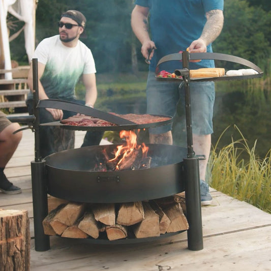 Feuerschale 80 cm, mit 2 Grillrost 60 cm und 50 cm, 2 Mast 77cm, Stauraum für Brennholz, aus Naturstahl, Cook King Montana X set, 1