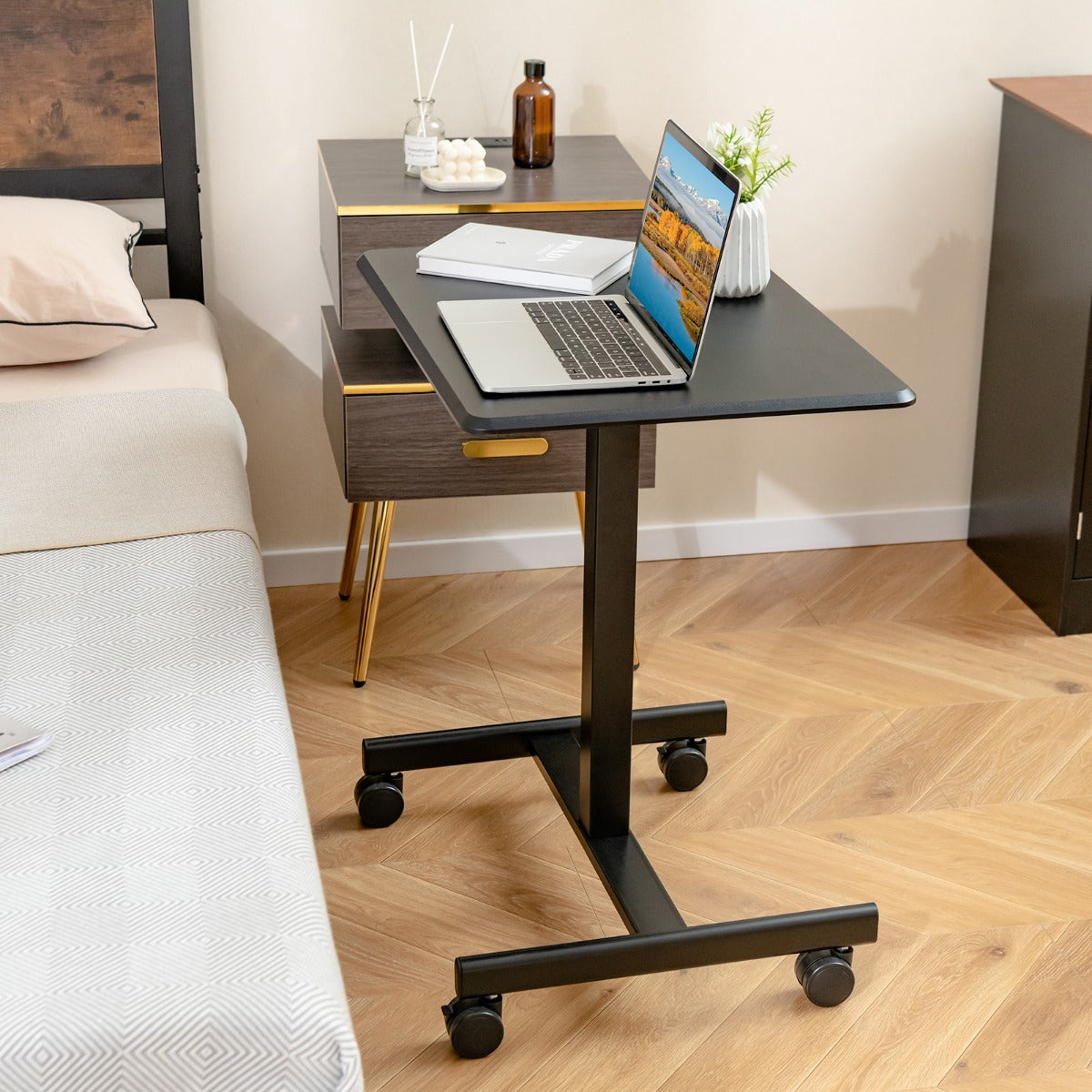 Höhenverstellbarer Schreibtisch, mit Rädern, Laptoptisch Höhenverstellbarer, Laptoptisch Sofa, Laptoptisch Bett, Costway, 2