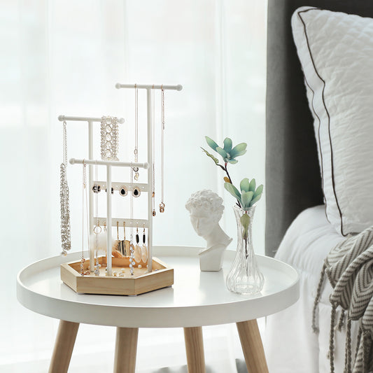 Schmuckschrank mit Spiegel, Schmuck aufbewahren, 4 getrennte Bereiche, Ohrringhalter aus Metall, weiß-beige, SONGMICS, 3