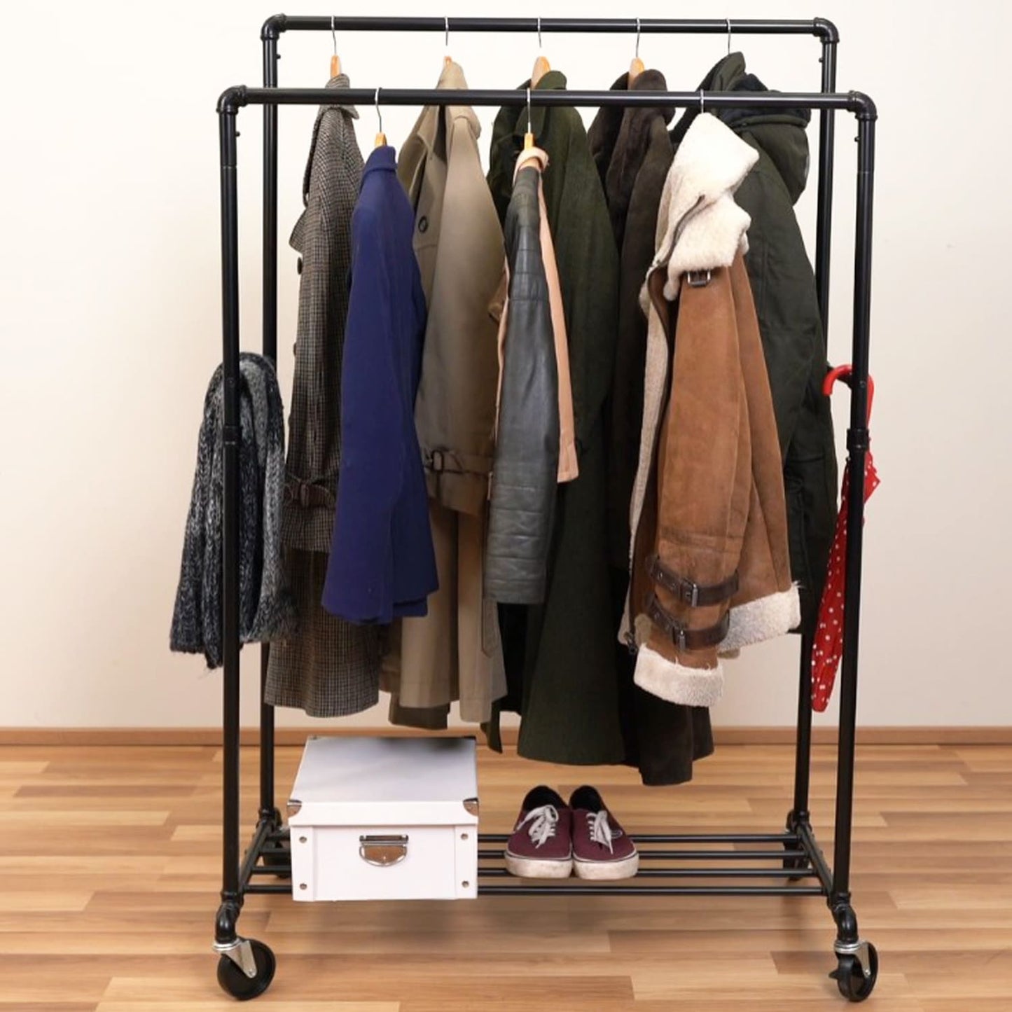 Tatkraft Pantera - Kleiderständer Stabil, bis 110 kg, mit 2 Kleiderstangen und Ablage