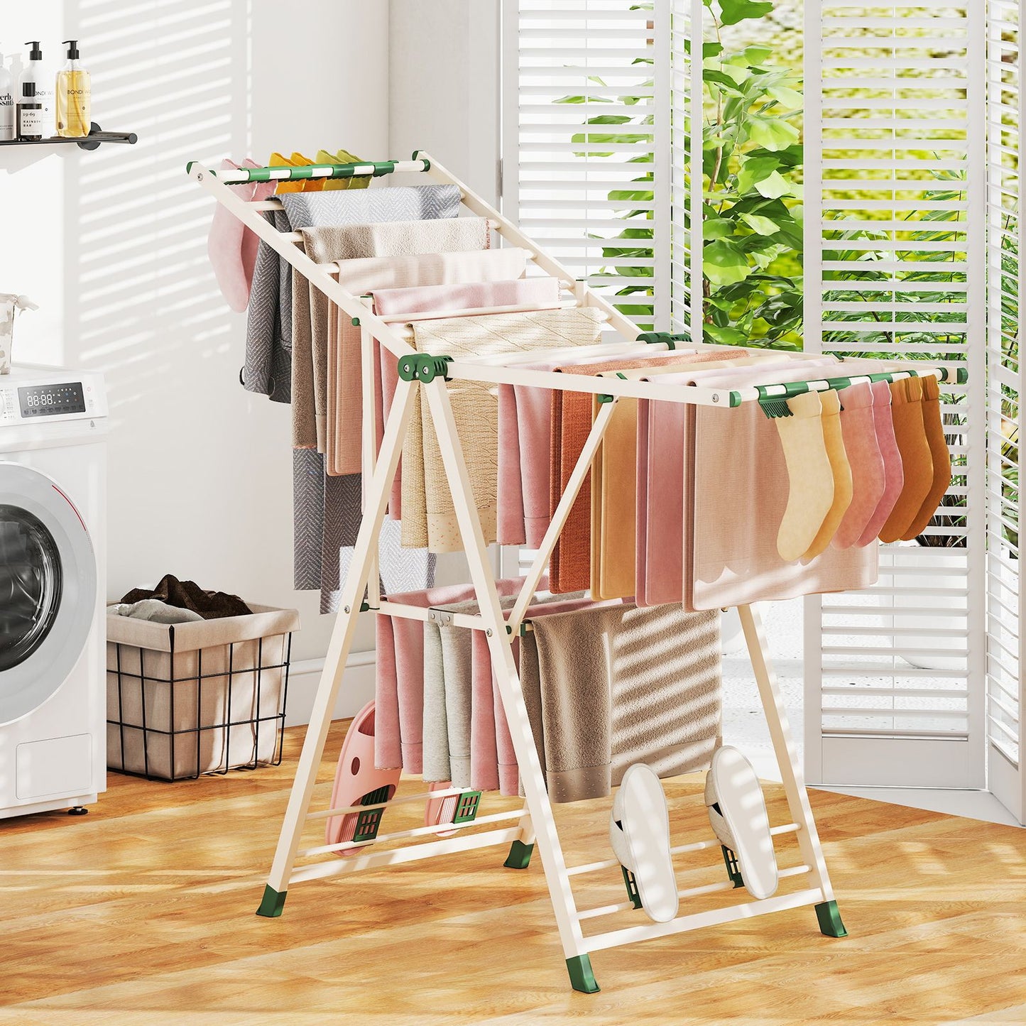 Wäscheständer klappbar, mit verstellbaren Flügeln, Sockenklammern & Schuhablage, Wäscheständer Balkon, Beige, Costway, 5