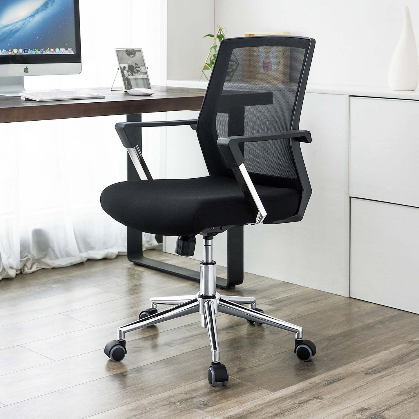 SONGMICS Bürostuhl mit Netzrückenlehne Chefsessel Bürodrehstuhl Drehstuhl höhenverstellbar Wippfunktion schwarz
